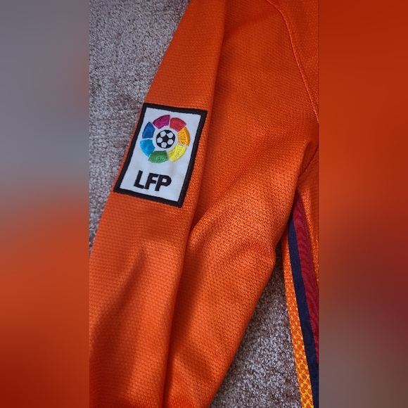 FC Barcelona Long Sleeve Soccer Jersey 2012-13 Orange and Yellow Nike Rare - Picture 6 of 10